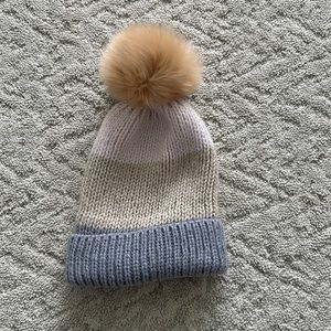 Norma Canada Pom beanie